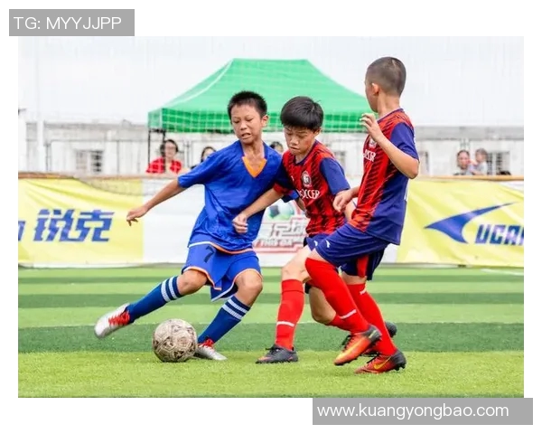 足球之路见证热血拼搏年轻球星逐梦绿茵闪耀辉煌崛起之旅